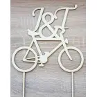 Drevený zápich bicykel s iniciálkami šírka 180cm